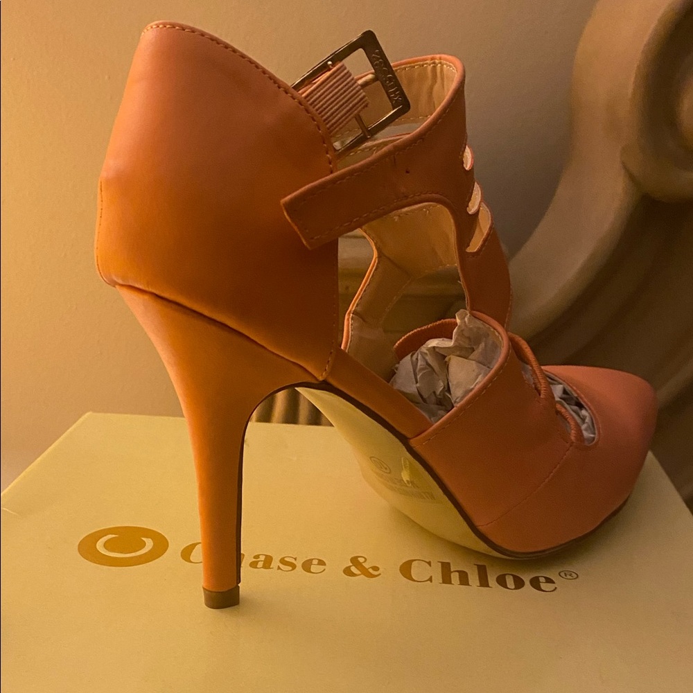Peach Heel - Picture 4 of 4